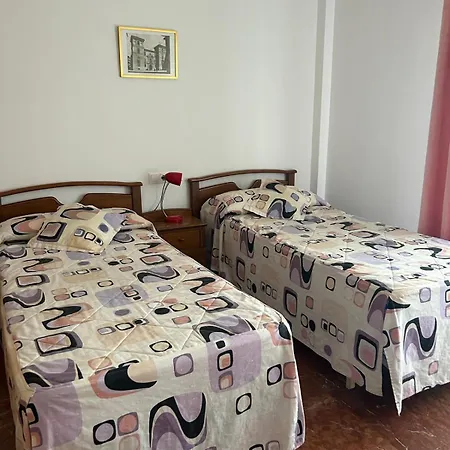 公寓 Benidorm Beach Apartment *