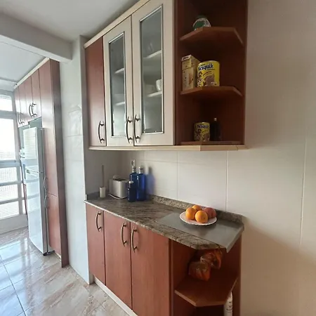 Benidorm Beach Apartment Μπένιντορμ