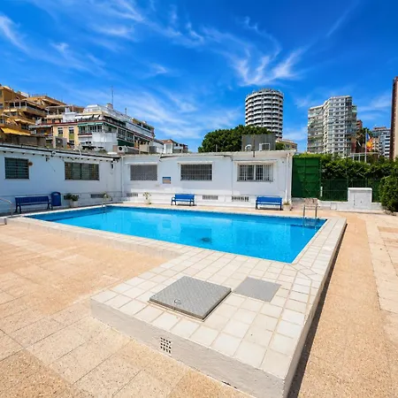 Benidorm Beach Apartment דירה בנידורם